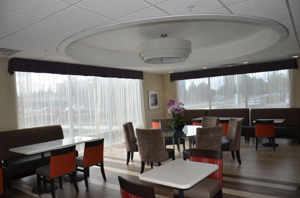 Holiday Inn Express & Suites Cheektowaga North East By Ihg Luaran gambar